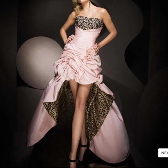 TONY BOWLS prom dress - Picture 1 of 7